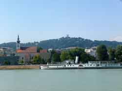 die Donau in Linz Urfahr www.radurlaub.de